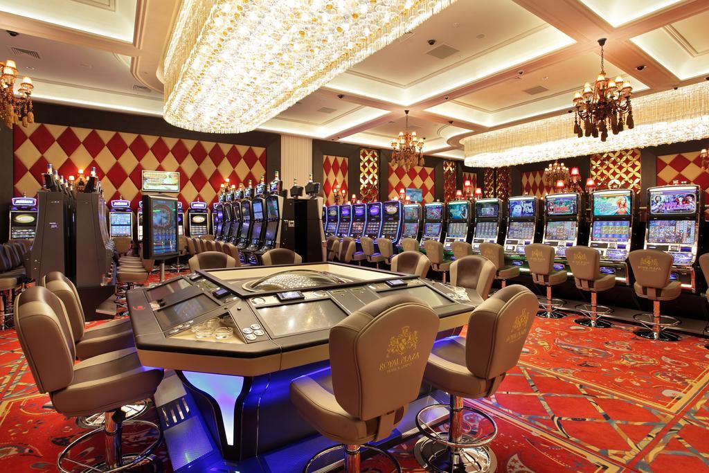 Royal Plaza Hotel And Casino Qapschaghai Exterior foto