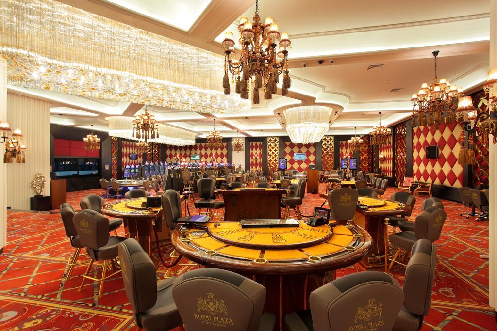 Royal Plaza Hotel And Casino Qapschaghai Exterior foto